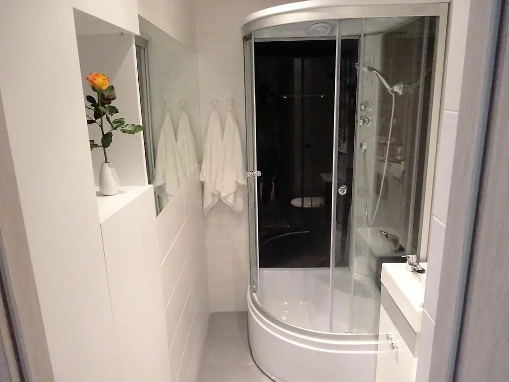 Apartment Oscar Варшава